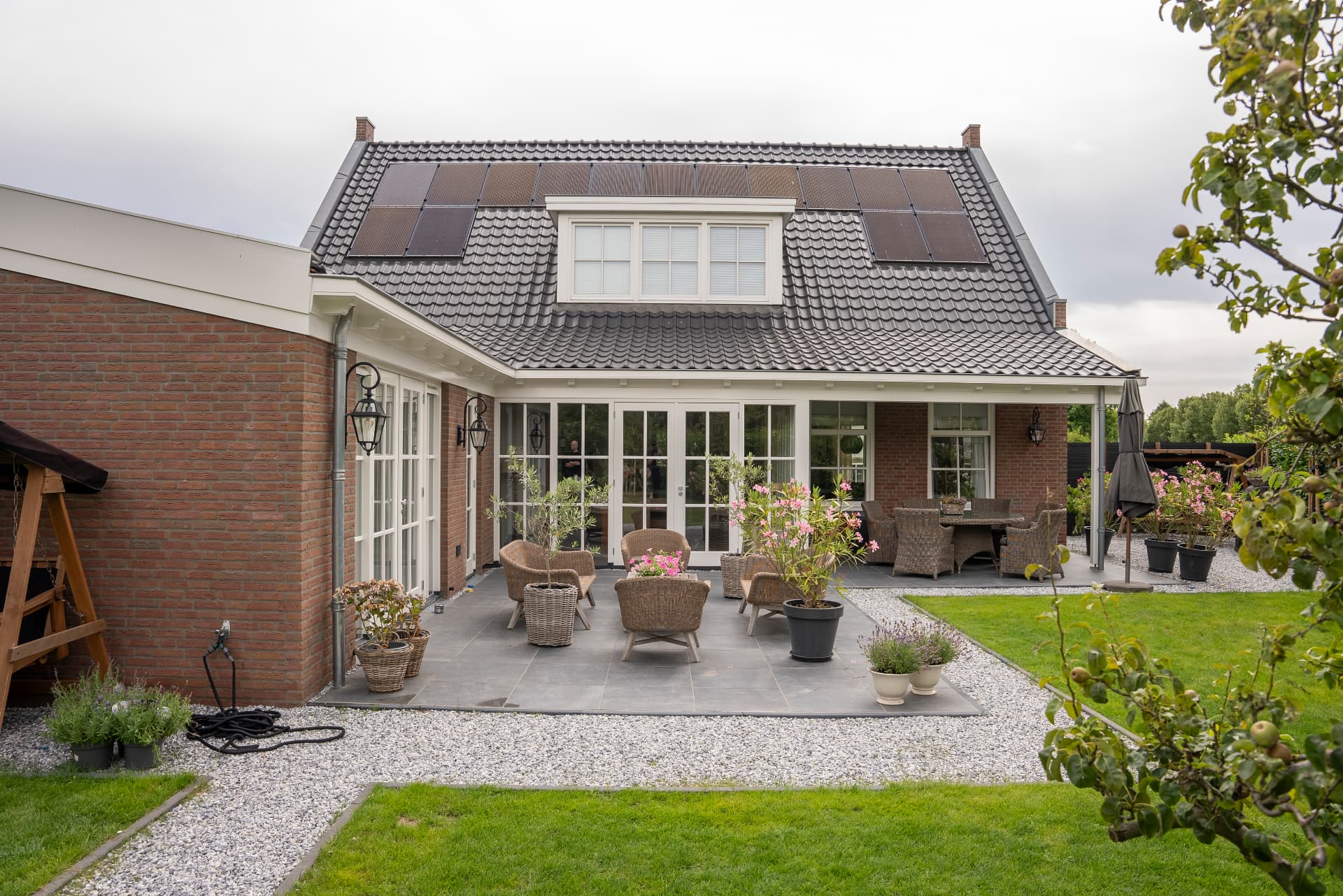 Uitbouw woonkamer en uitbouw aan woning beeld 2